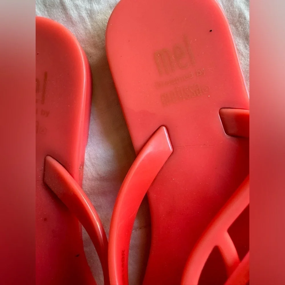 Mel Dreamed by Melissa Butterfly Wing Sandal Size 11 Flip Flop Coral Pink